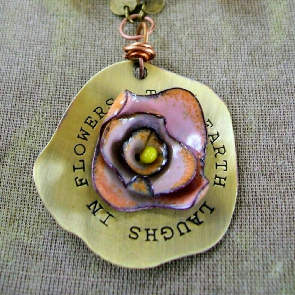 Petals Necklace